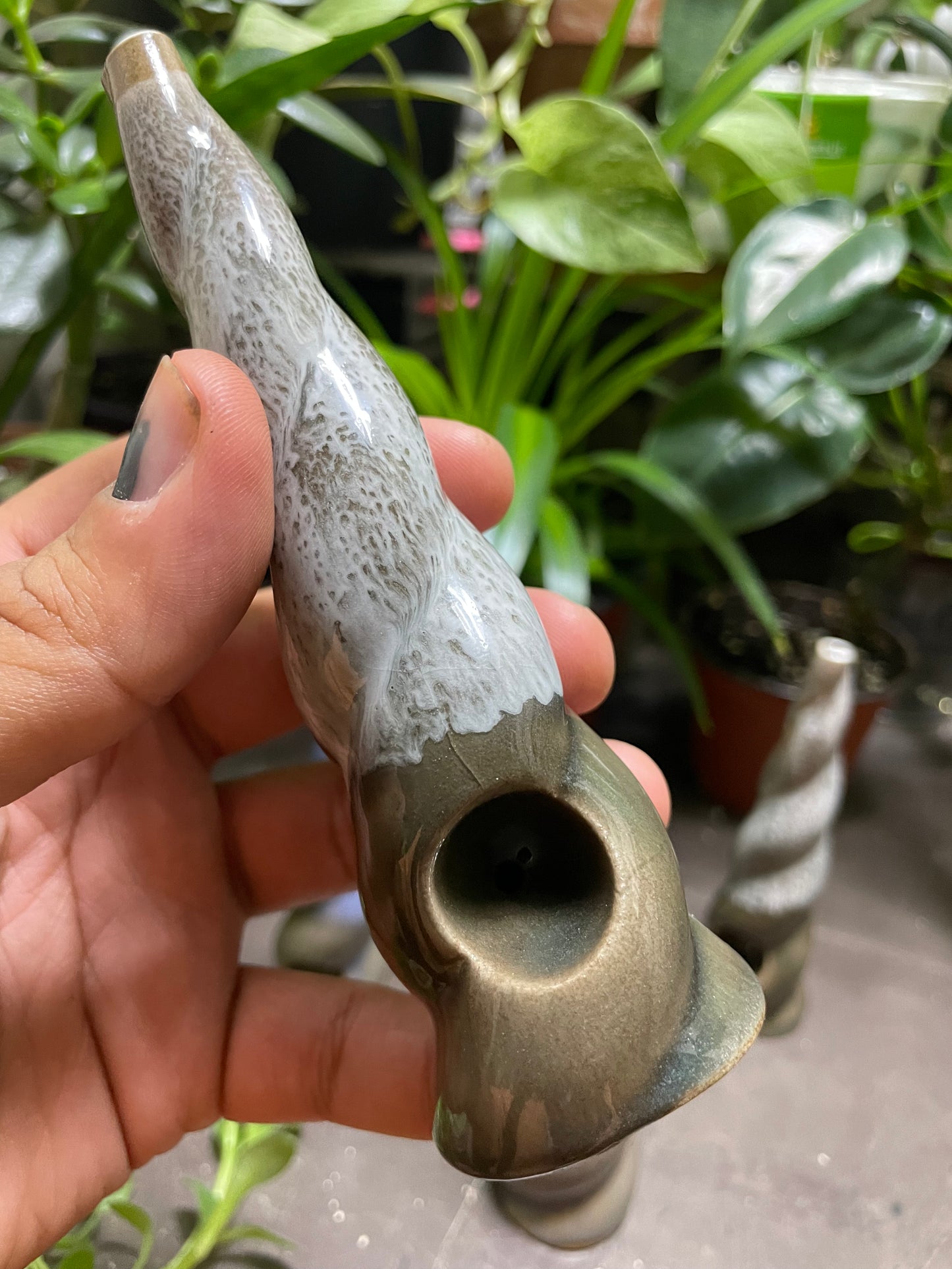Unicorn Horn Herb Smoking Pipe- bioluminescent