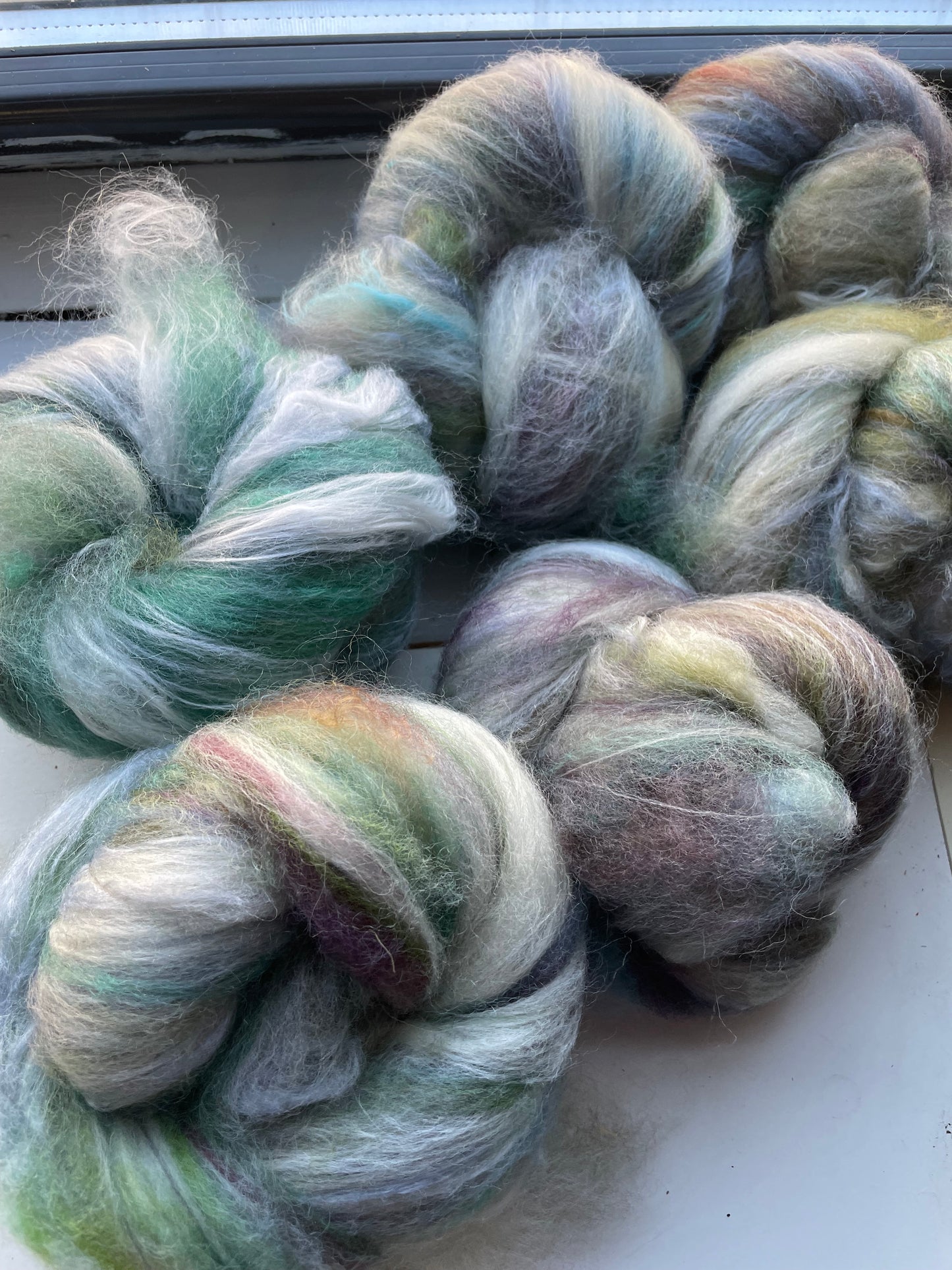 Smoothish art batts -greens