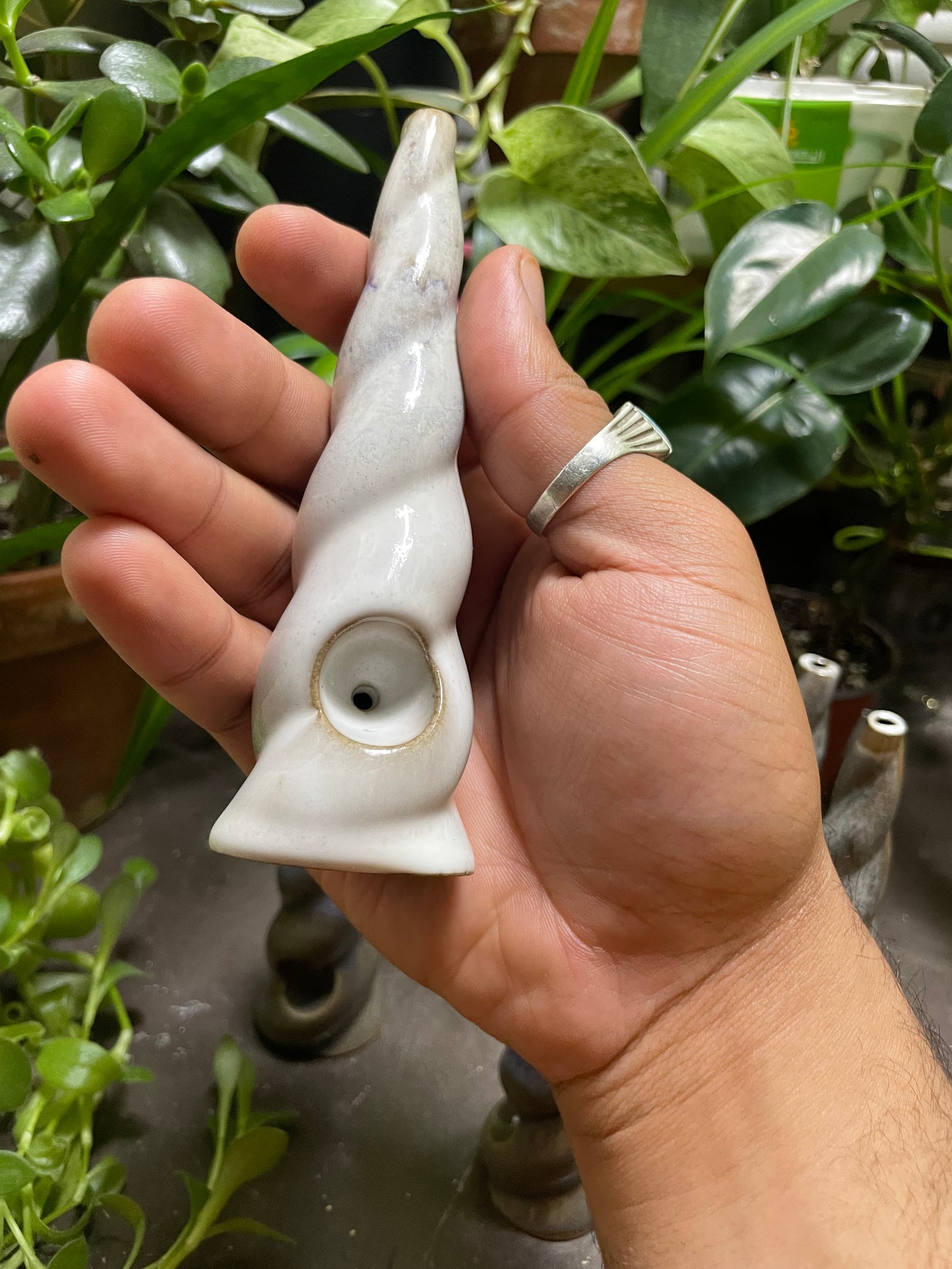 Unicorn Horn Herb Smoking Pipe- bioluminescent