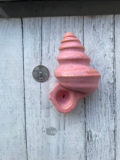 Conch Shell Herb Smoking Pipe - strawberry milk