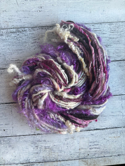 Amethyst mambo : handspun color block mohair border leicester yarn