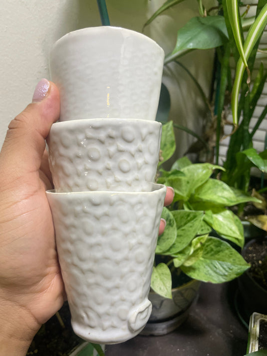 Shiny White Ceramic Cups Fabric Patterned