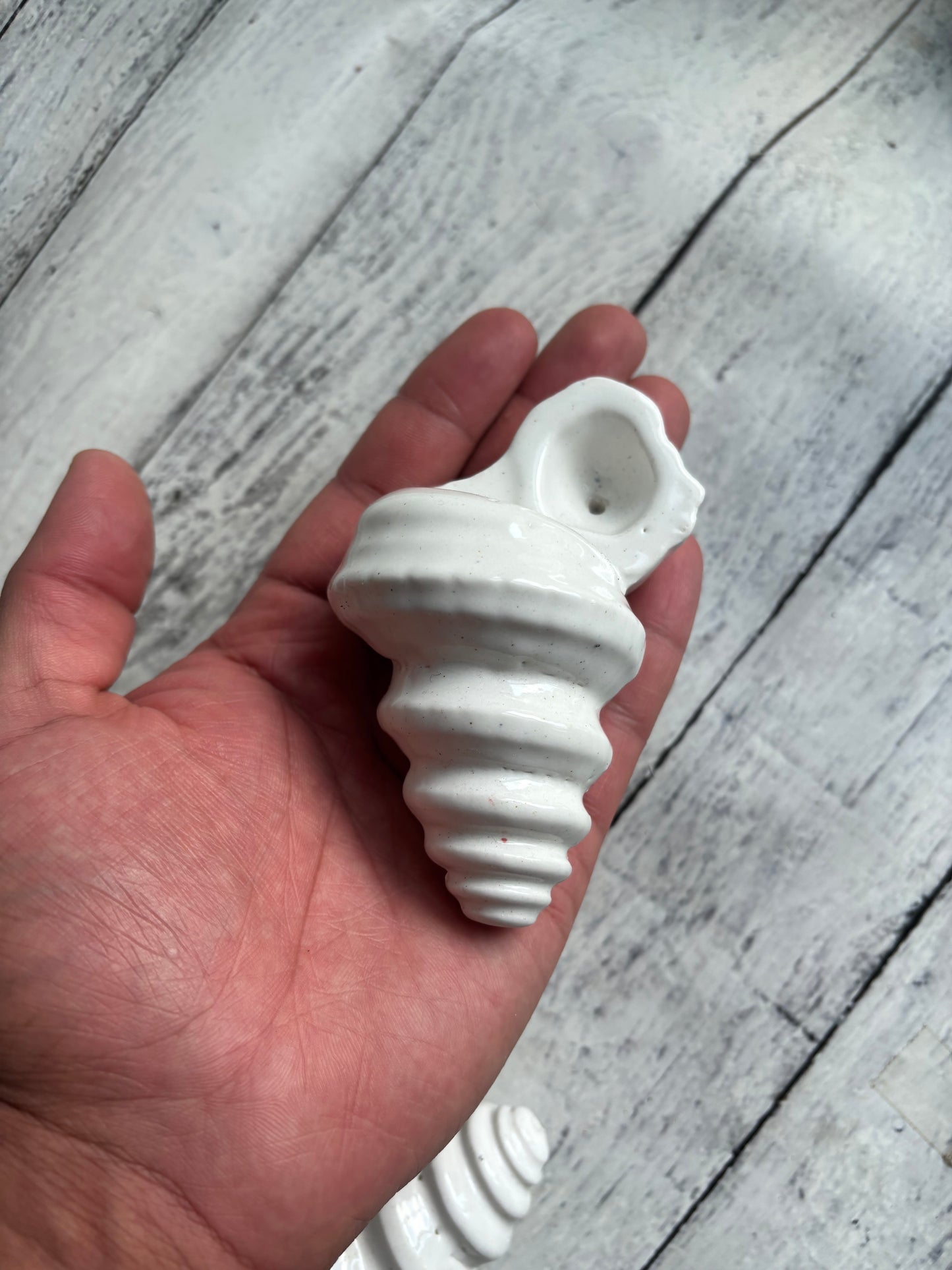 Conch Shell Herb Smoking Pipe - shiny white