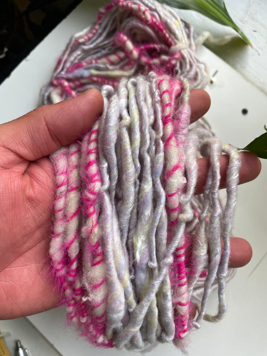 Bubble Gum Twist : handspun art yarn corespun
