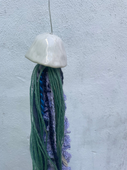 Jellyfish Sculptures white