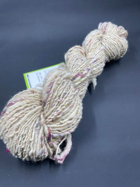 Handspun Bulky Thick n Thin Yarn 108 yards 8.1 ounces – Deep Dyed